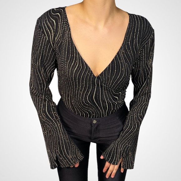 J.B.S. Ltd Vintage Funky Bell Sleeve Top - Picture 2 of 4